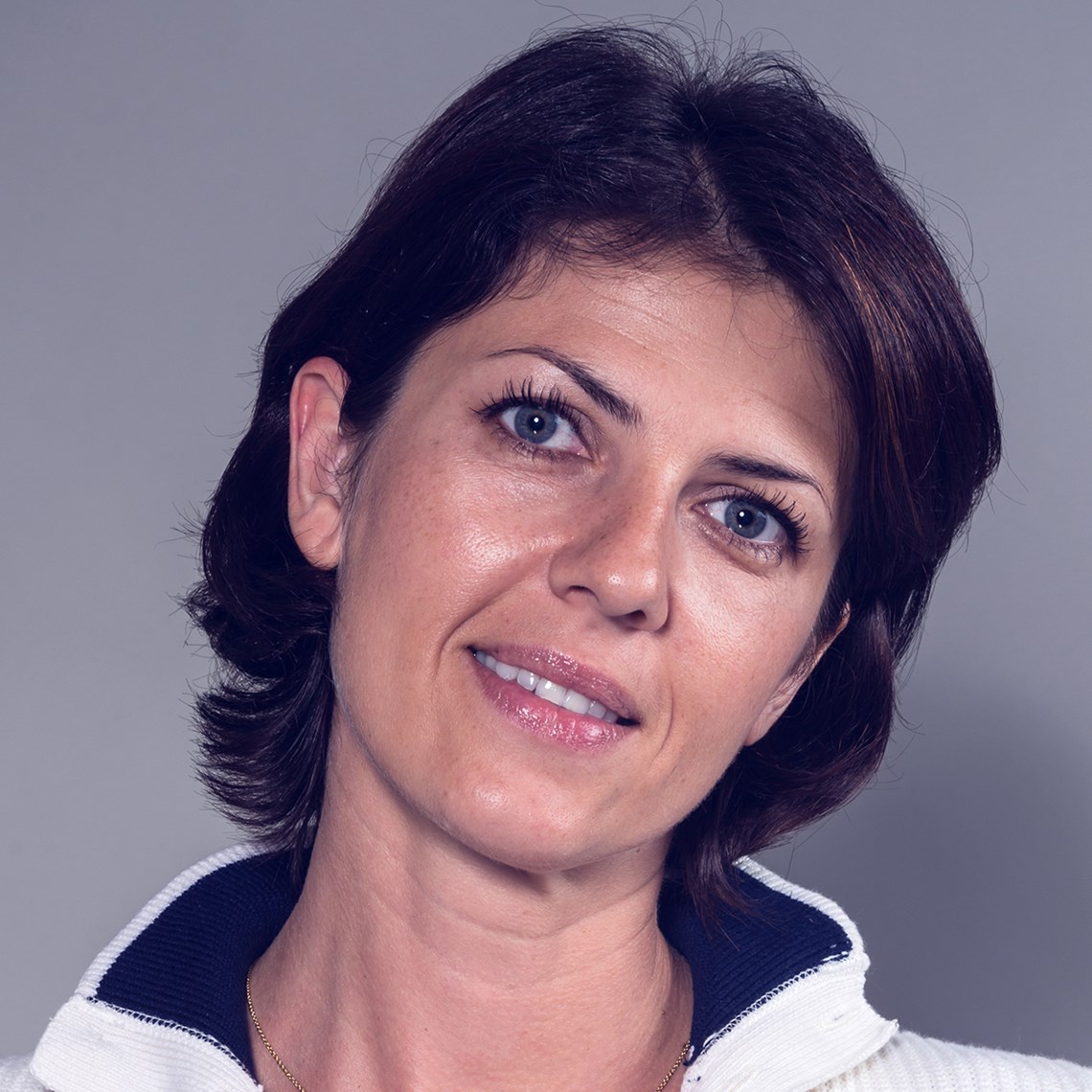 Aussage einer Kundin: „Ich mache mir Sorgen um meine Maschine. Mir wurde gesagt, dass sie durch Kalk Schäden davontragen kann. Aber woher soll ich wissen, ob mein Wasser hart ist?“ - Lucie -